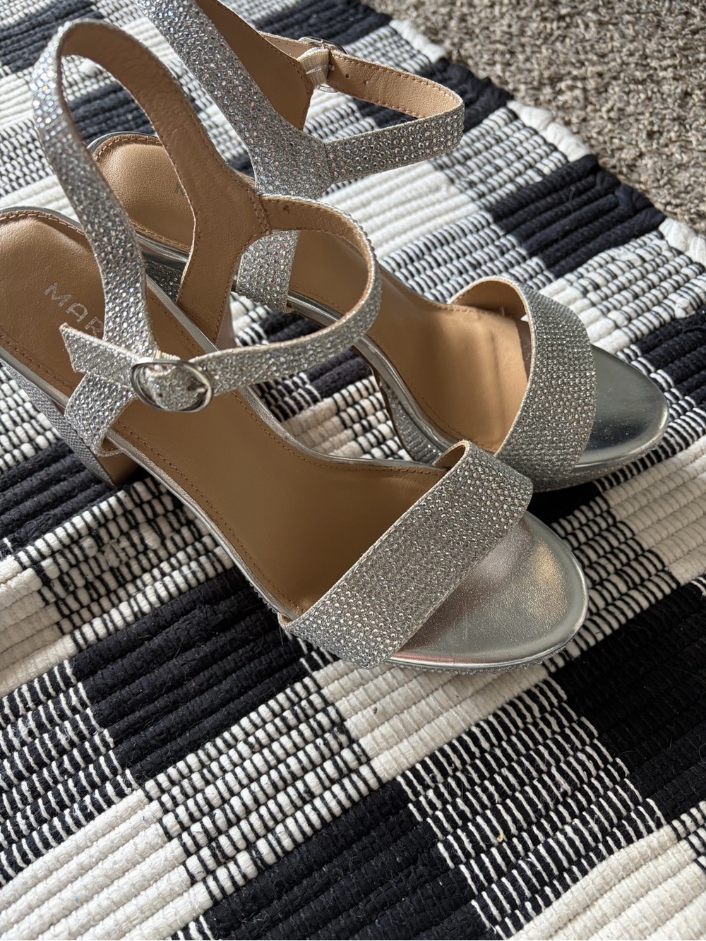 Maripé Silver Rhinestone Embellished Ankle Strap Block Heels Size 9.5